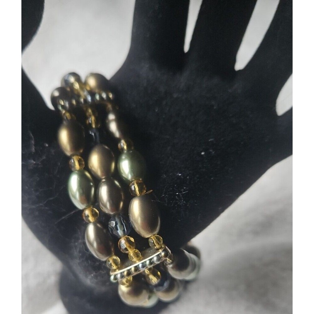 Vintage Monet Green Gray Blue Faux Pearl Stretch Bracelet
